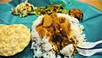 Indové rádi podávají svá jídla na banánových listech