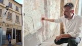Unikátní nález v centru Brna: Dům skrýval malby ze 17. a 18. století!