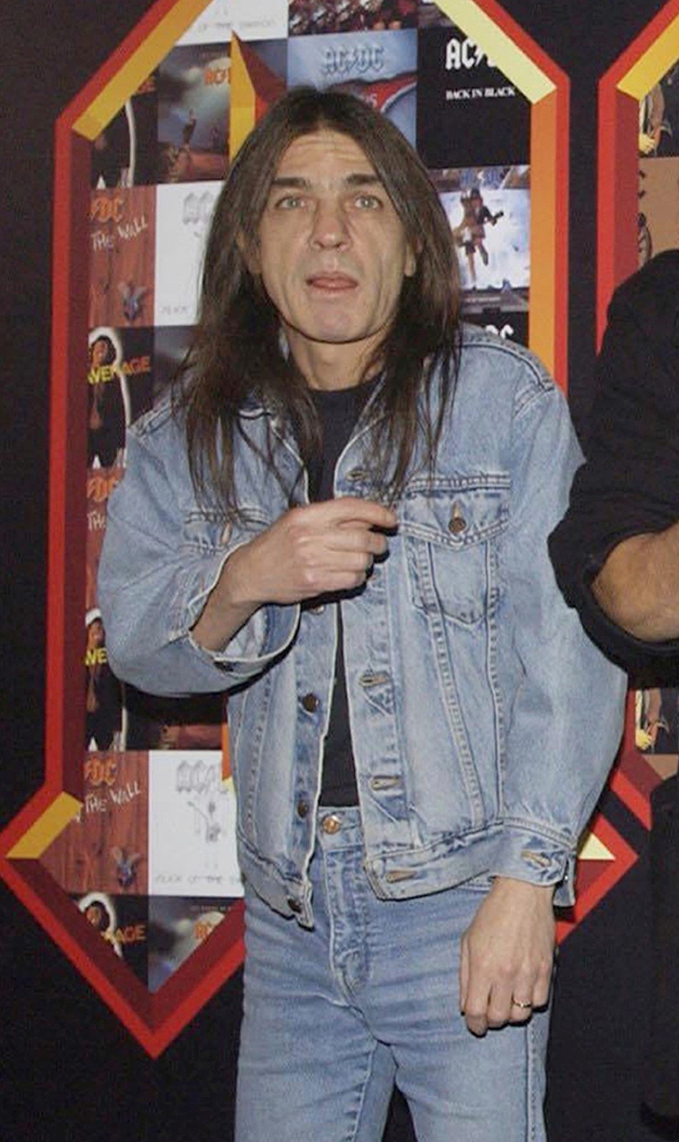 Zemřel spoluzakladatel AC/DC Malcolm Young