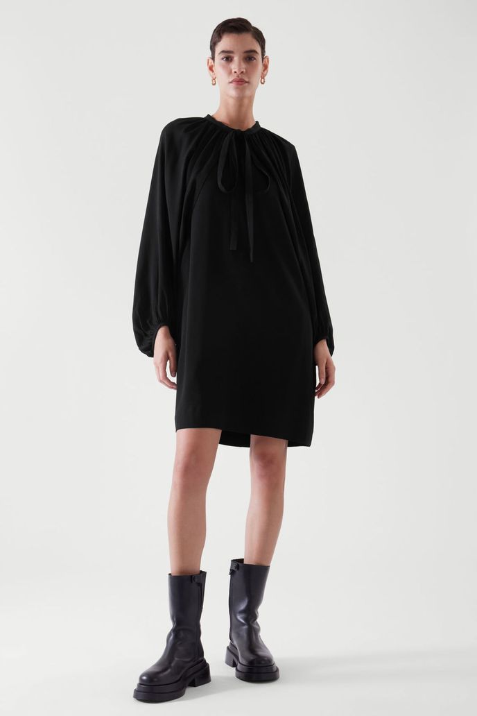 COS, 89 eur, cosstores.com COS, 89 eur, cosstores.com
