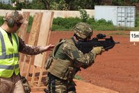 60 vojáků z Česka má zamířit do Afriky. Kvůli boji s teroristy v Mali, navrhla vláda