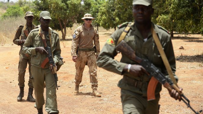 Vojáci maliské armády - ilustrační foto
