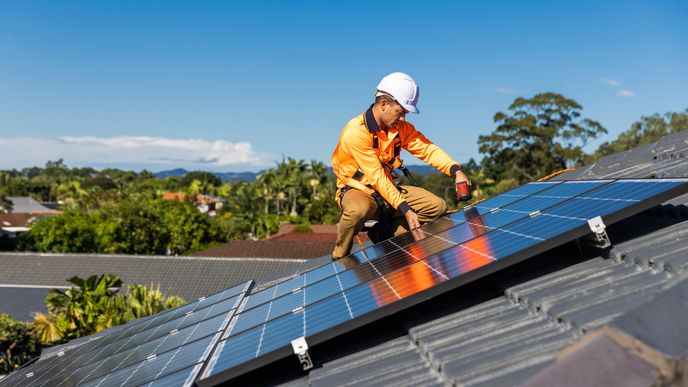 Jde o klienty, u kterých ještě nezačala instalace elektrárny a u kterých může celý projekt začít od začátku pod smlouvou nového dodavatele.