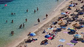 Na Mallorcu se pomalu vrací turisté, brzy je ale čeká nová povinnost.