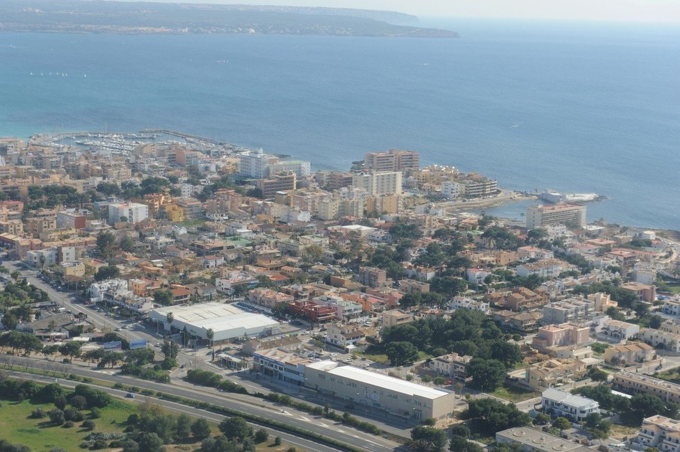 Mallorca je oblíbenou turistickou destinací.