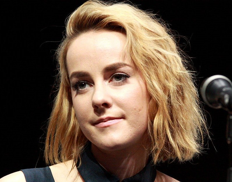 Jena Malone uvede s Richardem Gerem film Time Out of Mind.