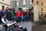 Letošní akce na Malostranském náměstí: Vystoupení gay sborů i ledový kvádr