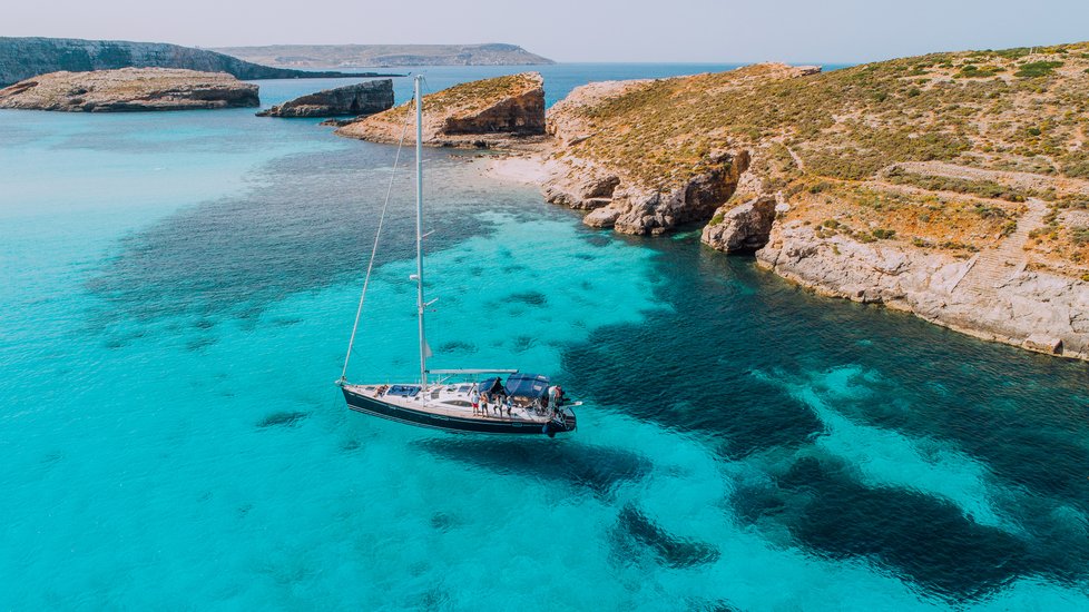 Maltská vláda chce přitáhnout v létě turisty na kapesné