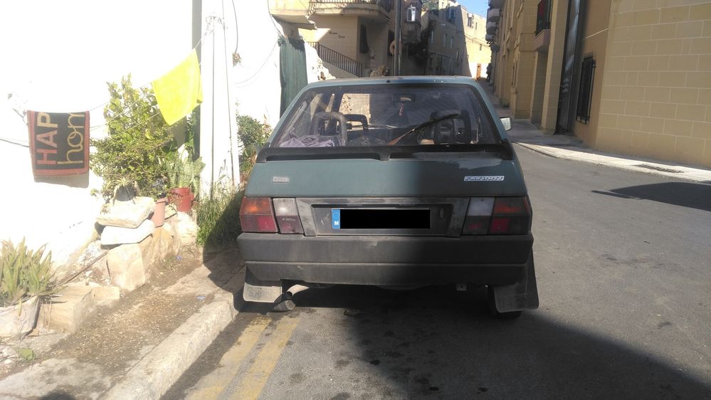 Co mne na Maltě zaujalo, je celkem dost modelů Favorit značky Škoda zastoupených v místní dopravě. Jiné typy škodovek jsem viděl velice málo. Převládal skutečně Favorit.