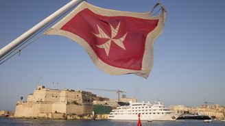 Malta nařídila českým turistům testy na COVID. Máme pro vás tři atraktivní jihoevropské alternativy