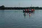 Záchranáři prohledávají jezero Malvíny u Čelákovic