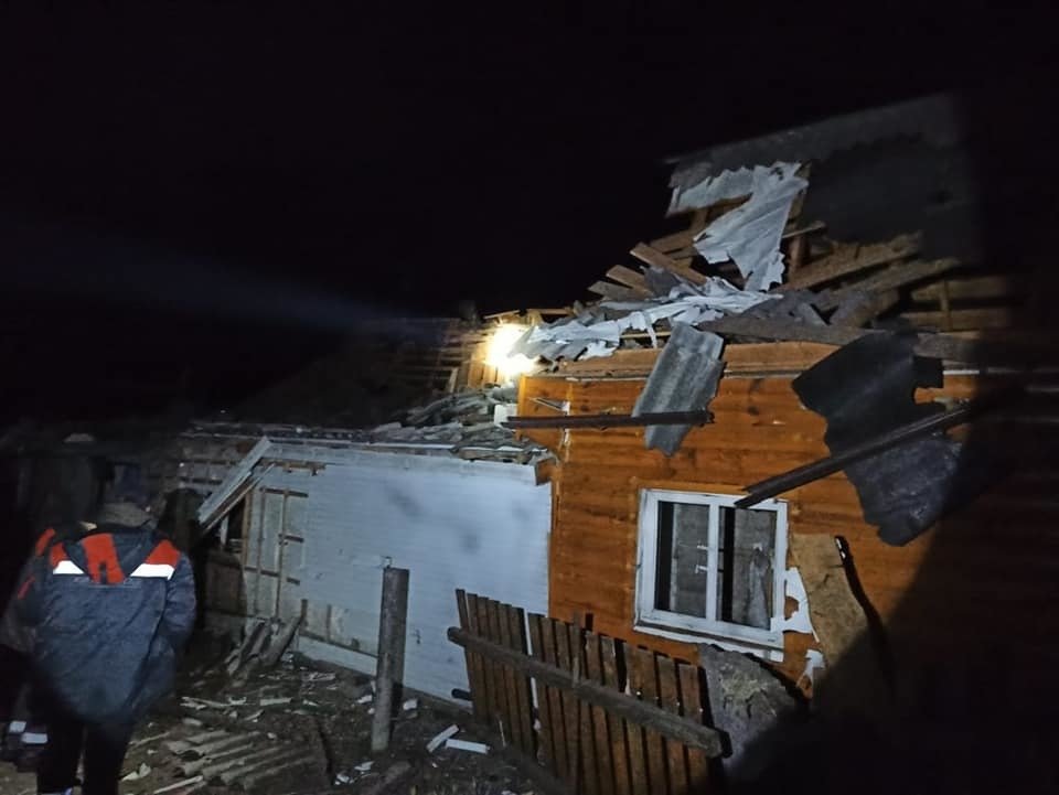 Útok na obec Malyn v Žytomyrské oblasti si vyžádal několik obětí, včetně dětí. (8. 3. 2022)