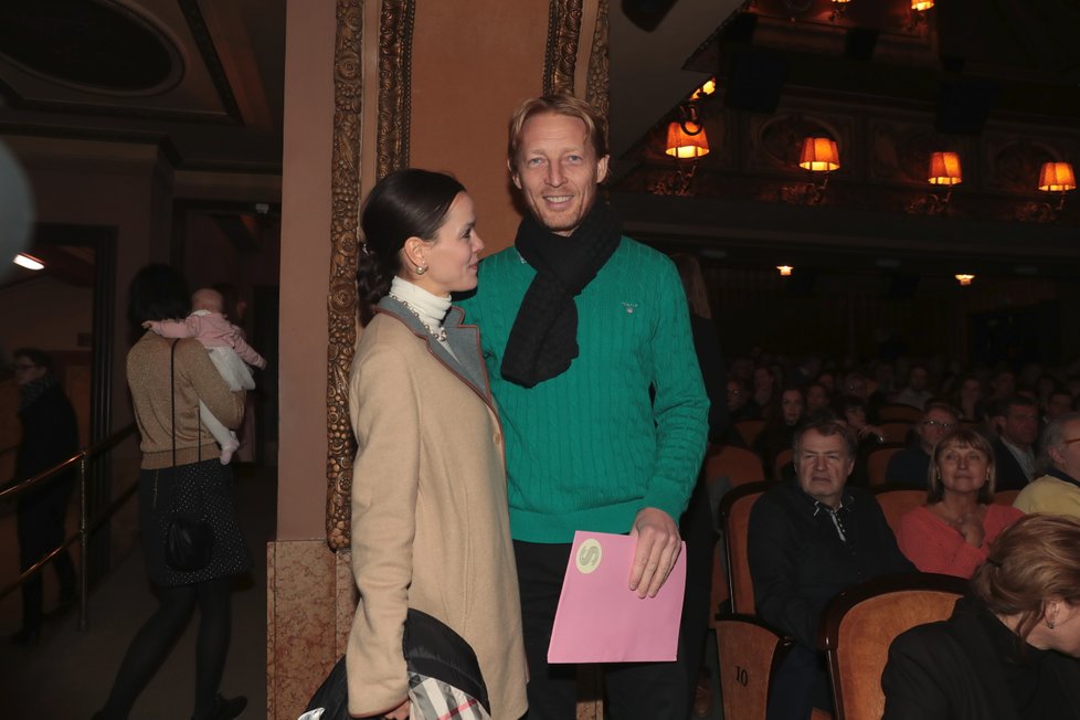 Premiéra dokumentu Michala Horáčka &#34;Máme na víc&#34; o jeho prezidentské kandidatuře. Karel Janeček a jeho partnerka Lilia