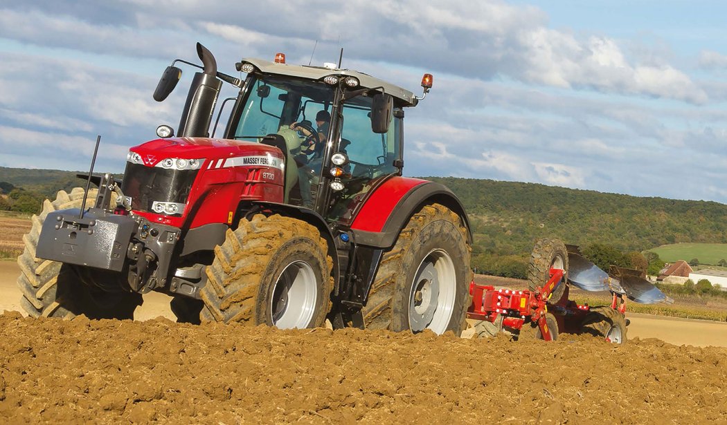 Massey Ferguson MF8700