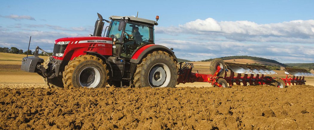 Massey Ferguson MF8700