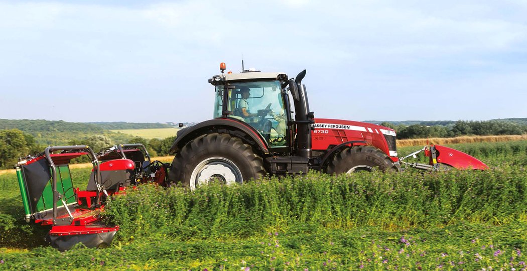 Massey Ferguson MF8700