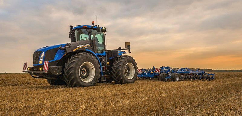 New Holland T9