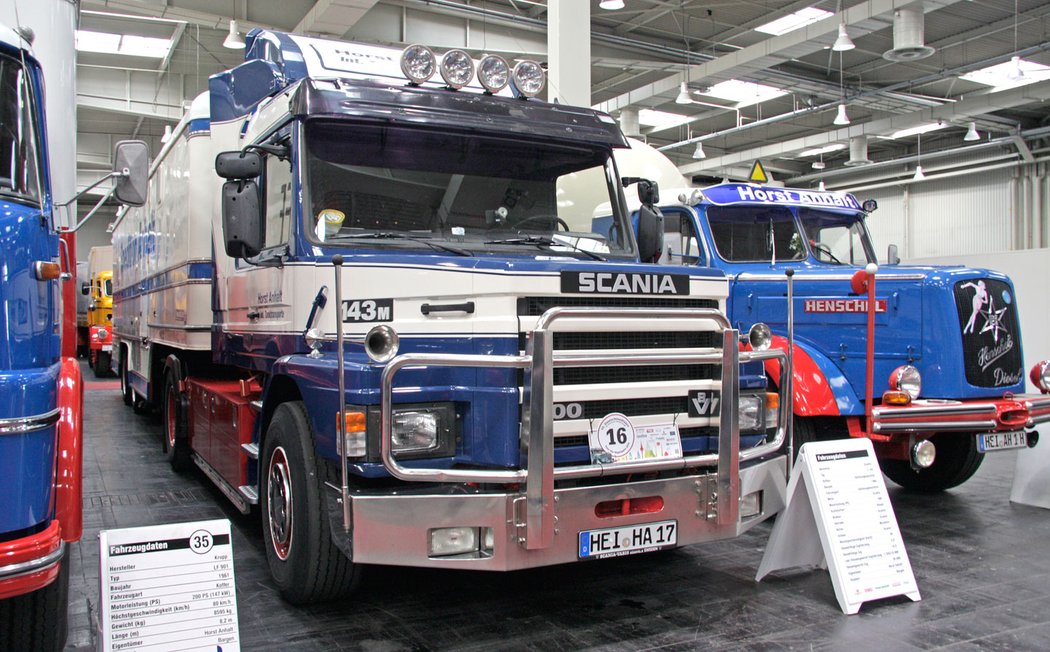 Scania T143