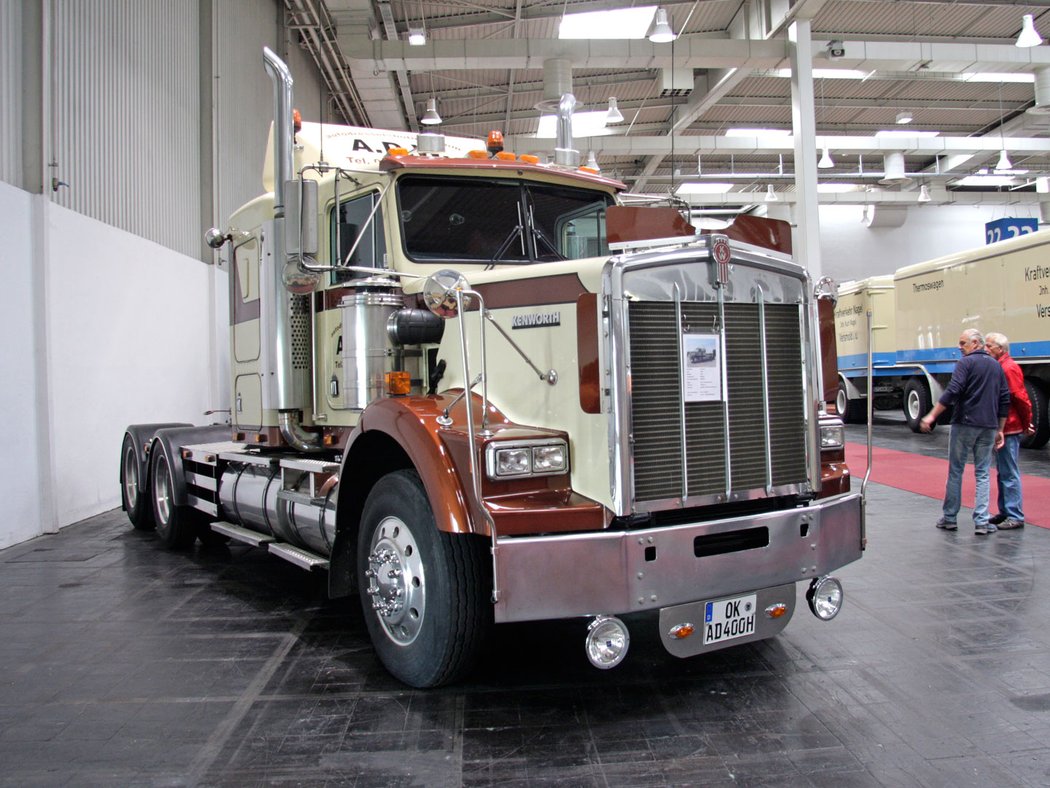 Kenworth T800