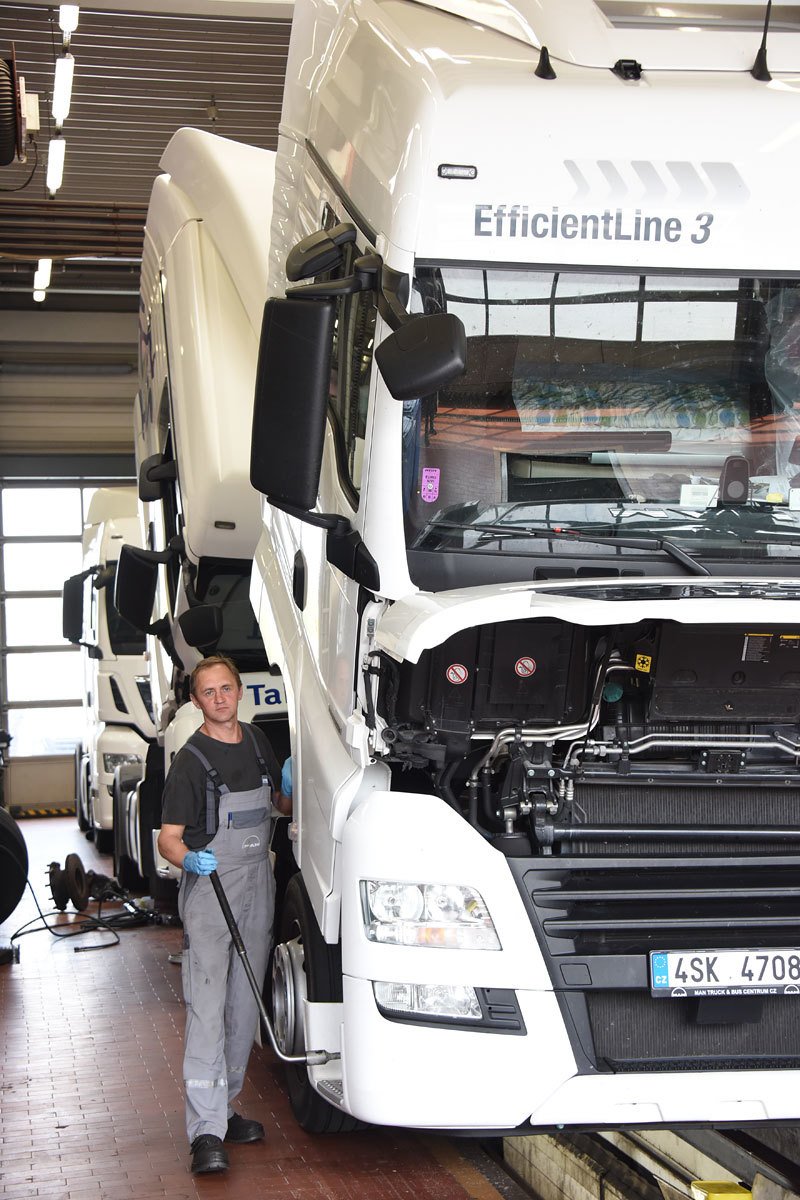 Podobný pohled budou moct zákazníci vidět pravděpodobně už na podzim. V truckservisu totiž plánují stručné zdokumentování opravy, které posléze pošlou klientům na e-mail.