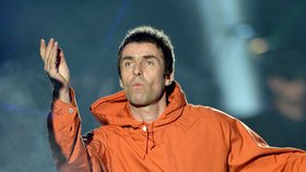 Liam Gallagher a Chris Martin společně vystoupili na charitativním koncertě.