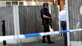 Policie podnikla zátah na jihu Manchesteru, kde zatkla jednoho muže.