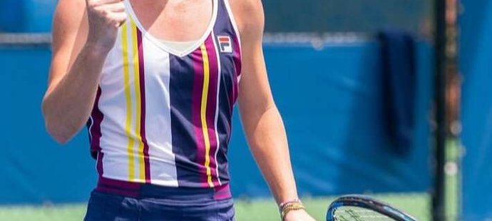Elizabetha se poprvé dostala na turnaj WTA.