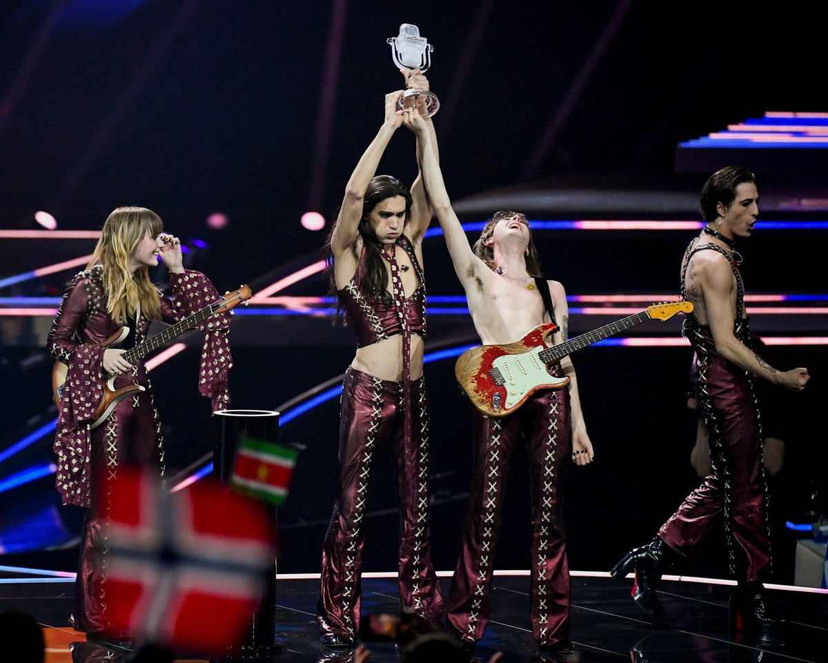 Vítěz Eurovize 2021: Italská rocková skupina Maneskin