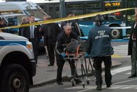 Střelba v New Yorku: Dělník zabíjel za vyhazov, na útěku před policií zastřelil i sebe