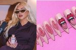 Udává Christina Aguilera nový trend? Vagina na nehtech se stává hitem