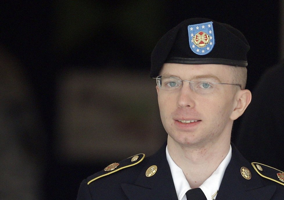 Manningová ještě jako vojín Bradley Manning