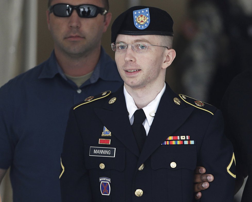 Manningová ještě jako vojín Bradley Manning