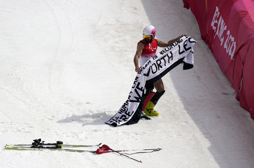 Francouzský paralympijský lyžař Manoël Bourdenx