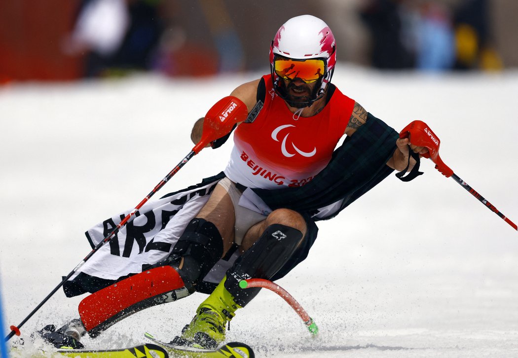 Francouzský paralympijský lyžař Manoël Bourdenx