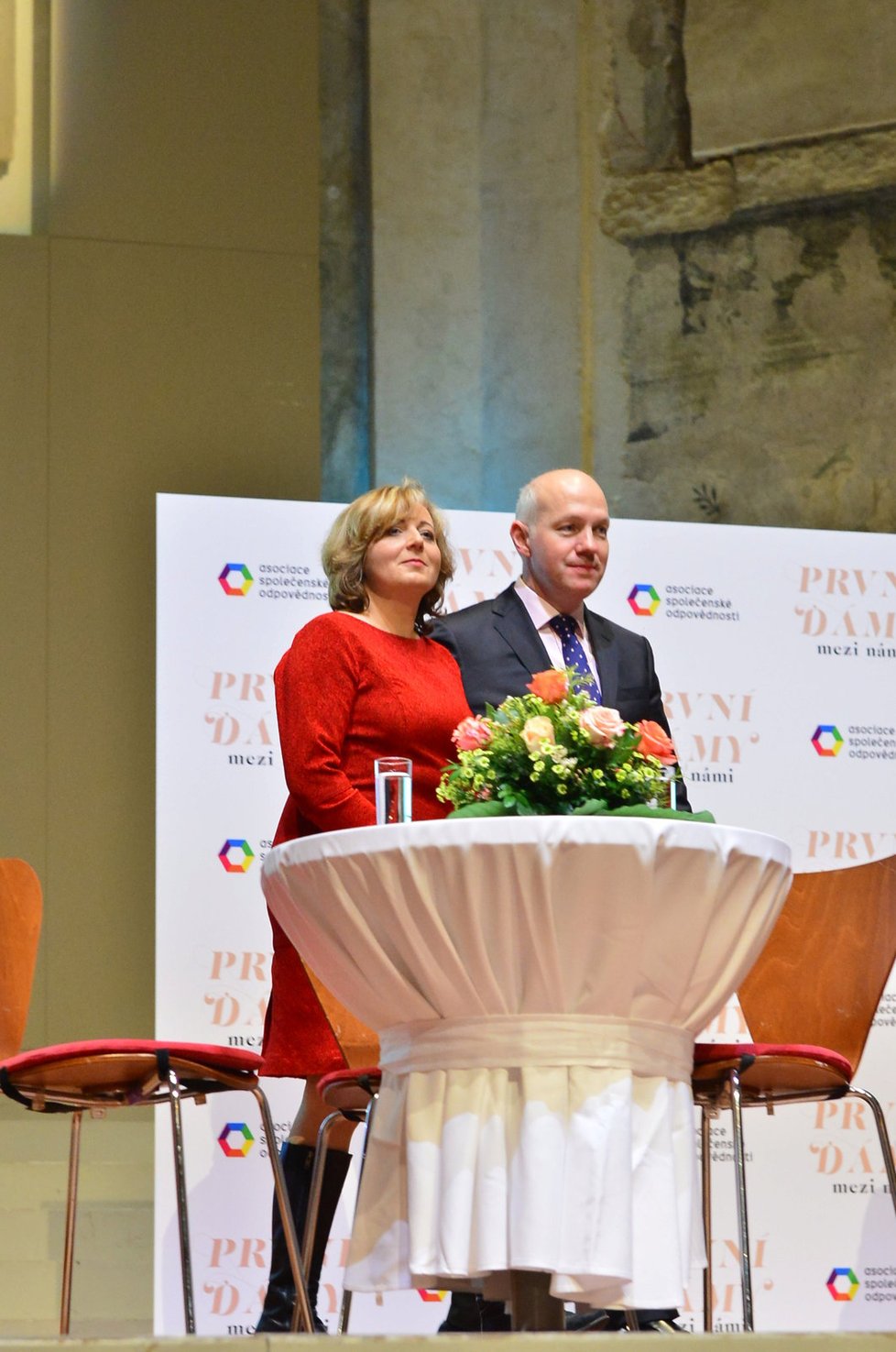 Debata žen kandidátů na prezidenta: Klára a Pavel Fischerovi
