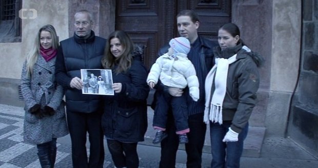 Brali se kvůli dítěti, a přestože se snažili, láska na celý život jim nevydržela.