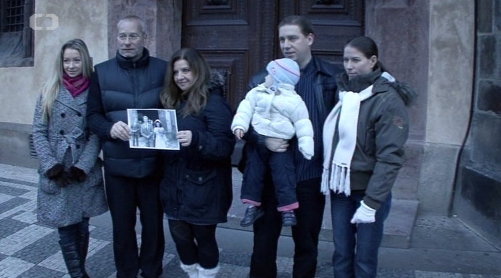 Brali se kvůli dítěti, a přestože se snažili, láska na celý život jim nevydržela.