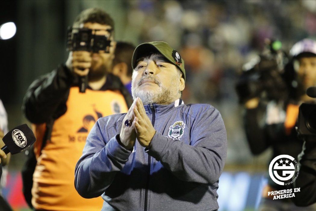 Diego Maradona při jednom ze svých posledních trenérských angažmá.