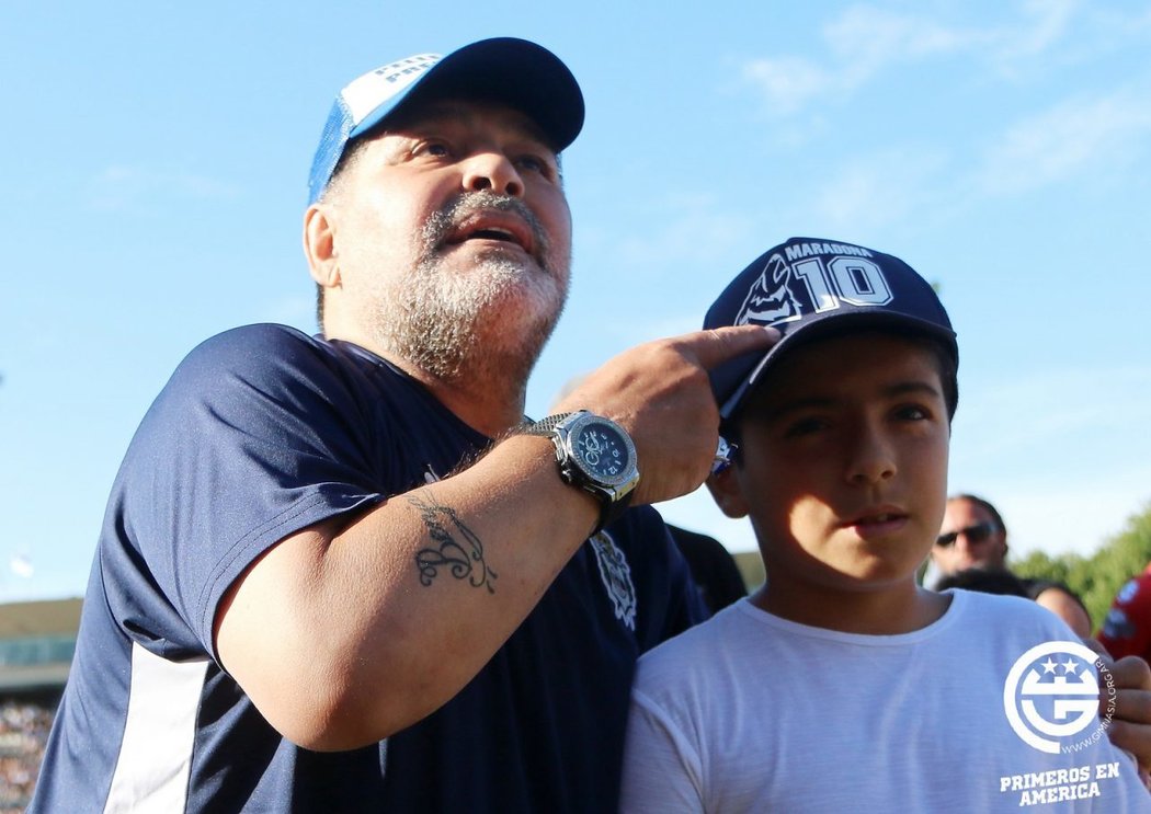 Diego Maradona při jednom ze svých posledních trenérských angažmá.