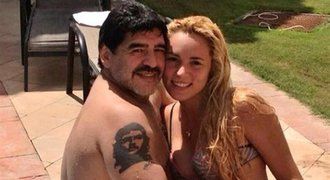 Násilník Maradona! Na hotelovém pokoji napadl o 30 let mladší snoubenku