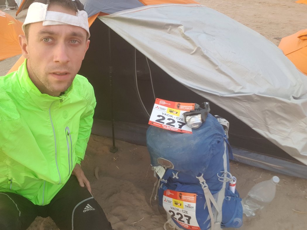 Václav Vacík se jako jediný Čech postavil v listopadu na start extrémního ultramaratonu Marathon des Sables v Peru. A 250 kilometrů dlouhý závod zvládl dokončit!