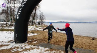 Cesta na maraton 6: Formu týmu prověřily bahno a mráz na Lipně