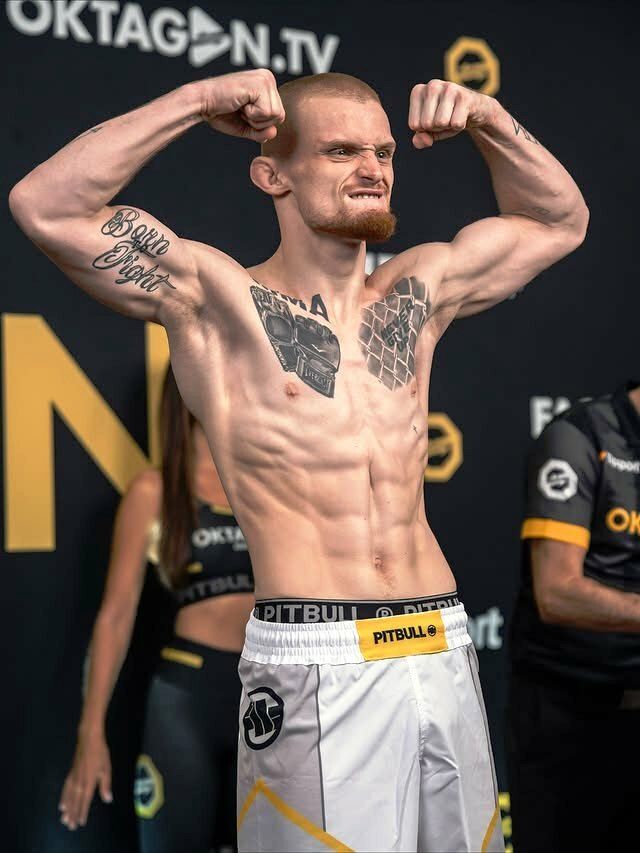 Nové tváře českého MMA: středoškolačka, policista, kluk z dětského domova a mistr světa Nové tváře českého MMA: středoškolačka, policista, kluk z dětského domova a mistr světa