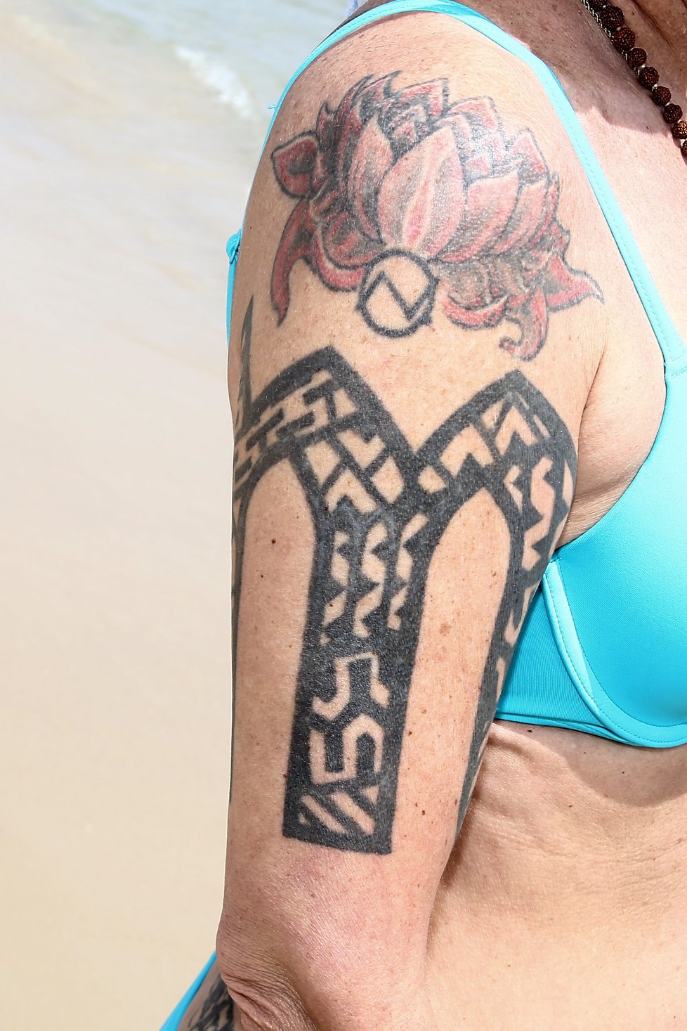 Marcela Březinová ukázala všechna svá tetování.