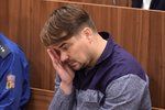 Marek Dalík u znojemského soudu. (18.11.2019)