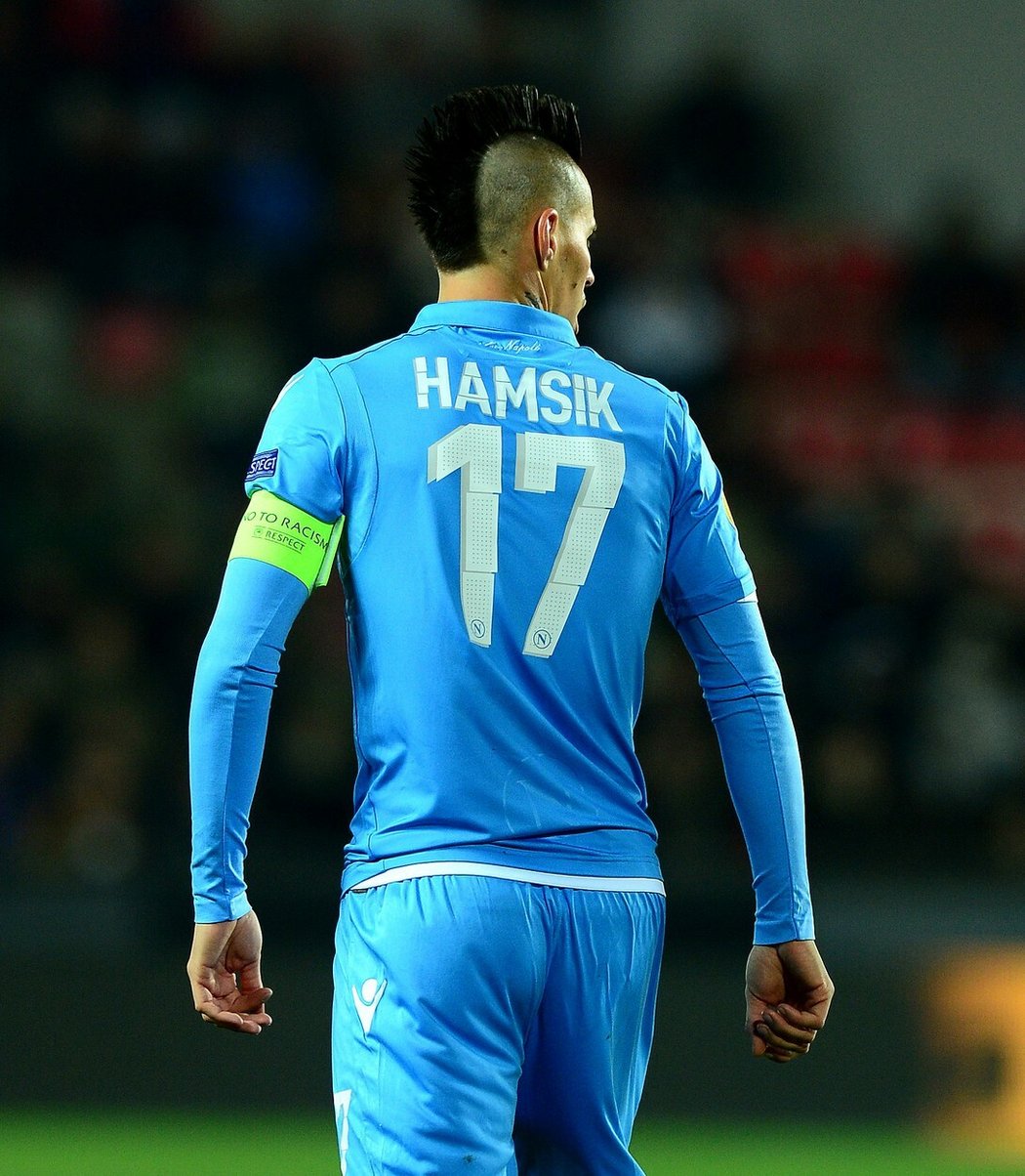 Fotbalista Marek Hamšík neměl jednoduché dětství. Jeho otec musel kvůli jeho kariéře prodat rodinné auto.