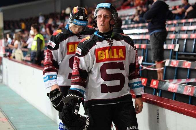 Rána pro Spartu, Kvapil končí! Odmítl přistoupit na snížení platu Rána pro Spartu, Kvapil končí! Odmítl přistoupit na snížení platu