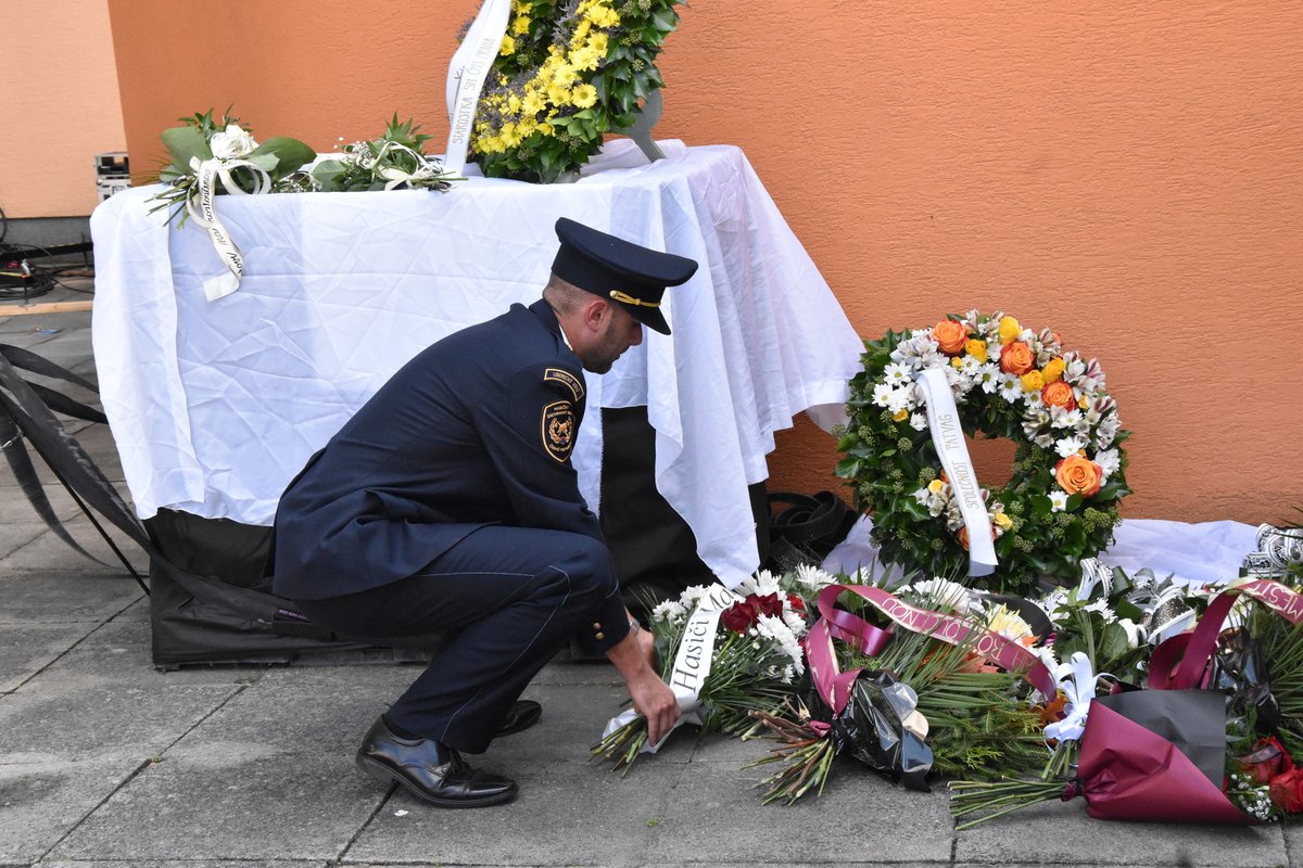 Pohřeb tragicky zemřelého dobrovolného hasiče Marka Vrby v Koryčanech. 