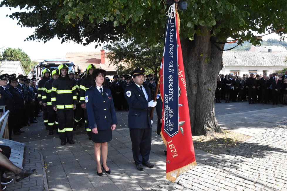 Pohřeb tragicky zemřelého dobrovolného hasiče Marka Vrby v Koryčanech.
