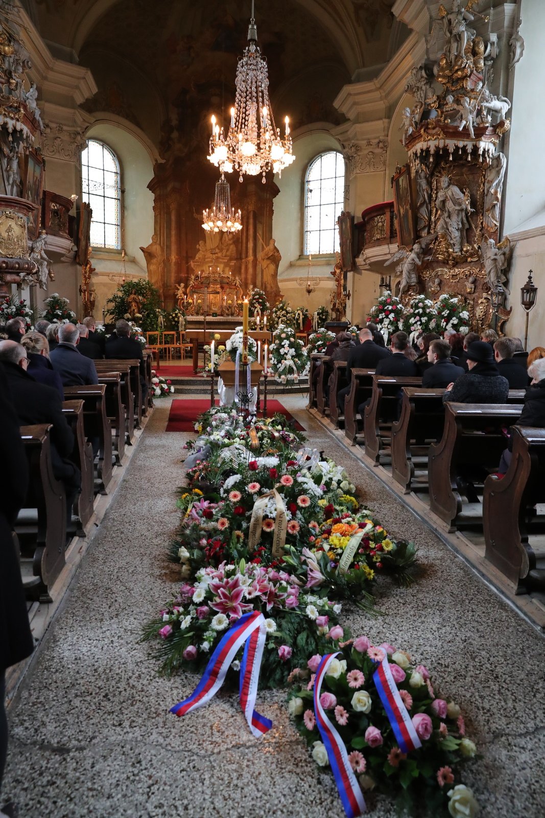 Pohřeb Markéty Výborné, manželky šéfa KDU-ČSL Marka Výborného (5.10.2019)